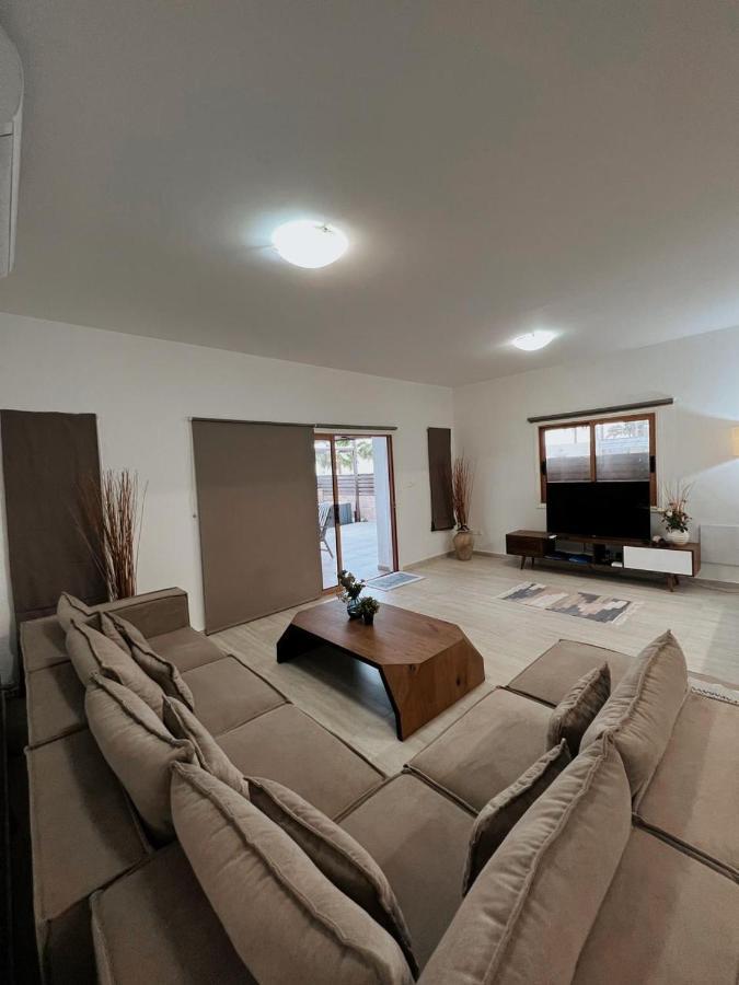 Oasi Rejuve Villa Meneou ภายนอก รูปภาพ